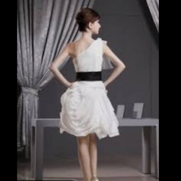 White by Vera Wang Dresses & Skirts - White by Vera Wang One-Shoulder Dress with Black Accent